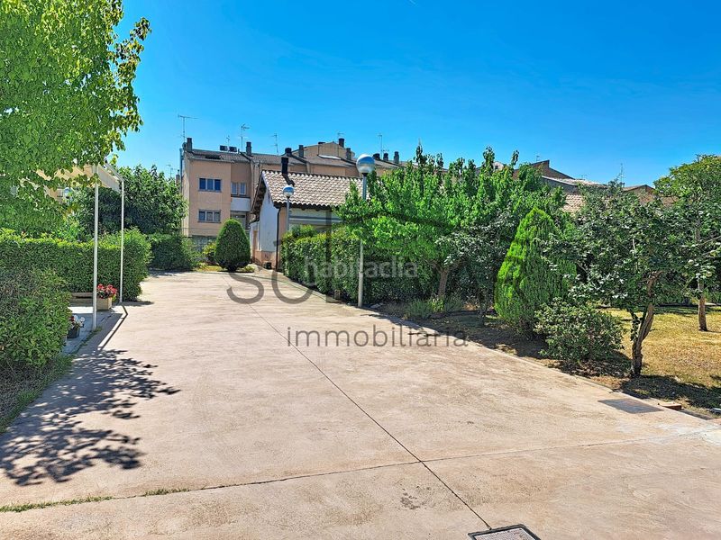 Foto 1108fe72-d9d0-44bb-b937-55e9044f10ac. Casa amb calefacció aparcament a Tremp