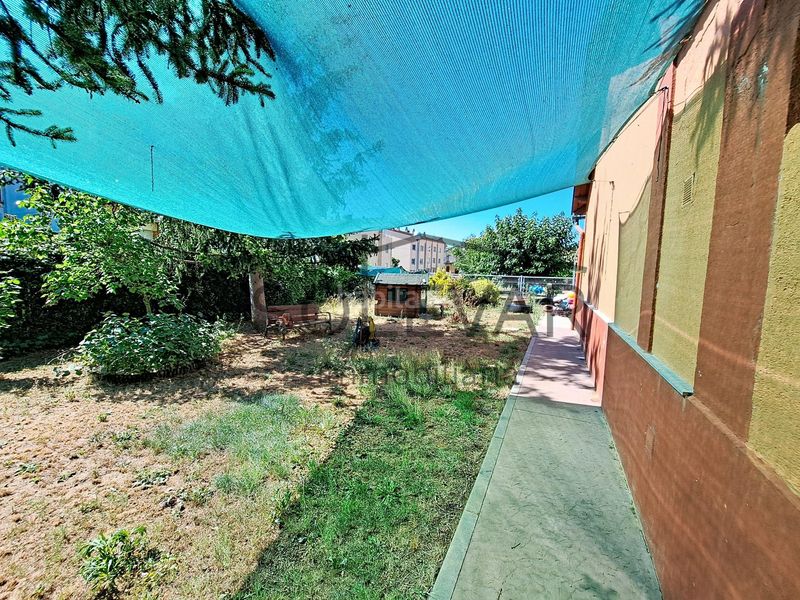 Foto 42c4bf9b-940f-4d64-b619-febf2c630a74. Casa amb calefacció aparcament a Tremp