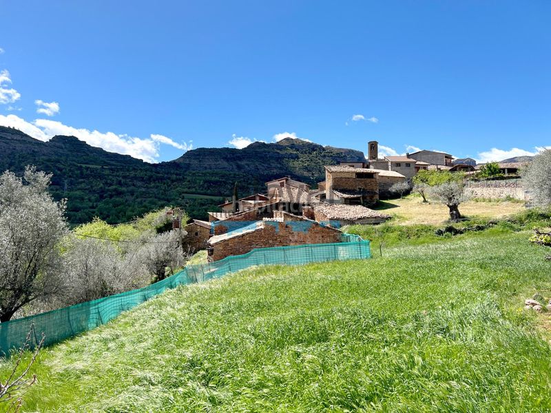 Foto ec24764b-7460-4219-a3da-4972ecf0fb67. Casa amb aparcament a Conca de Dalt