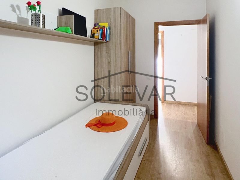Foto 2041fb49-9550-428c-8294-dbe35ca3e414. Planta baixa amb aparcament a Tremp