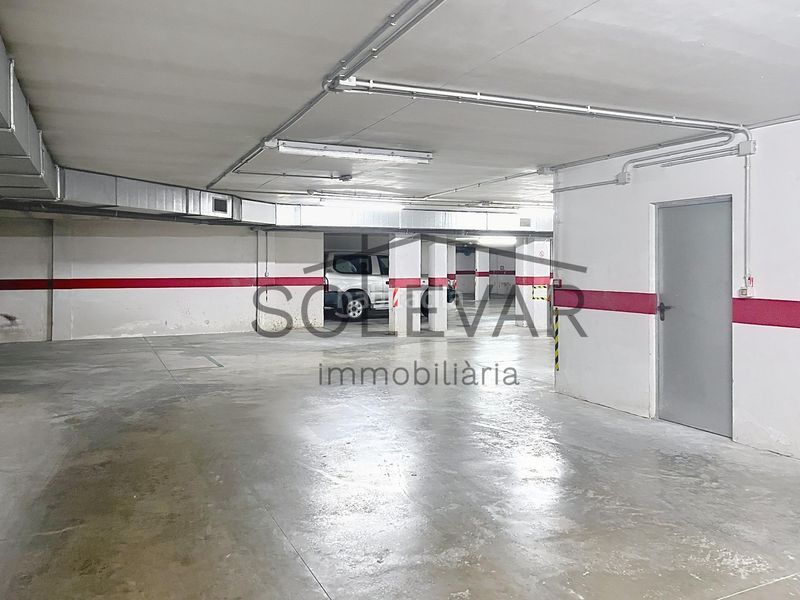 Foto c436437e-4efd-4108-a878-a89b22a3c1af. Planta baixa amb aparcament a Tremp