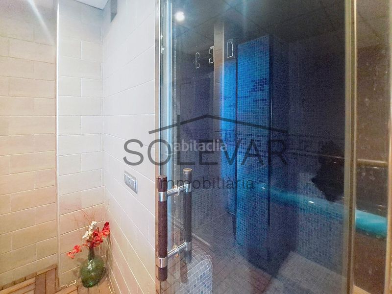 Foto eebb7ef7-76f5-44bb-8d8e-0e6b454d75d0. Local comercial a Talarn
