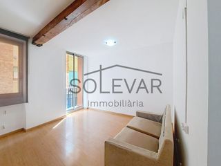 Flat  Picamill. Piso de 3 dormitorios y 2 baños en el centro de tremp