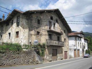 Casa en Ayala / Aiara. Caserio en luyando con terreno