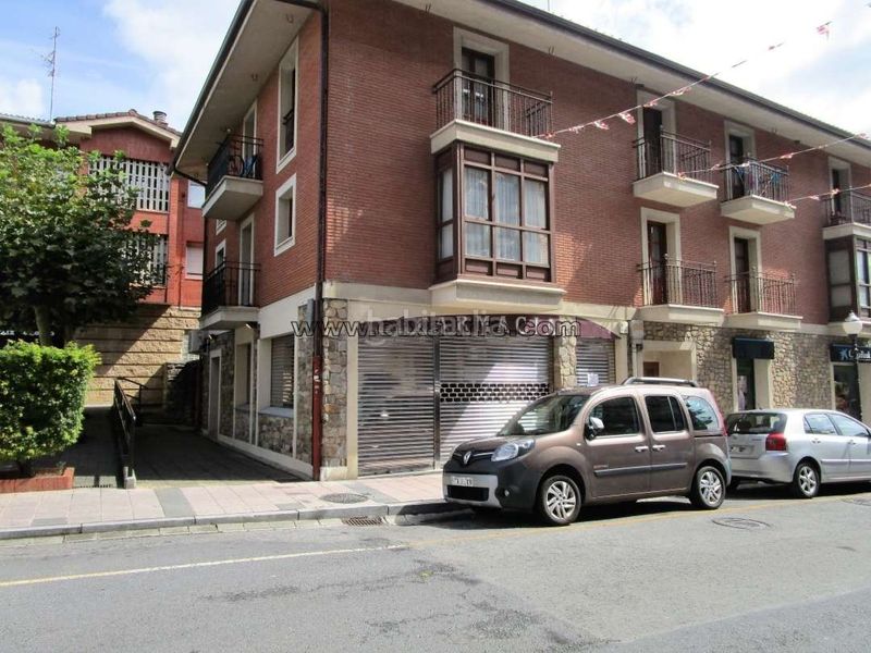 Foto bb4a98c7-e337-4054-a568-a524da171e69. Local comercial a Orozko