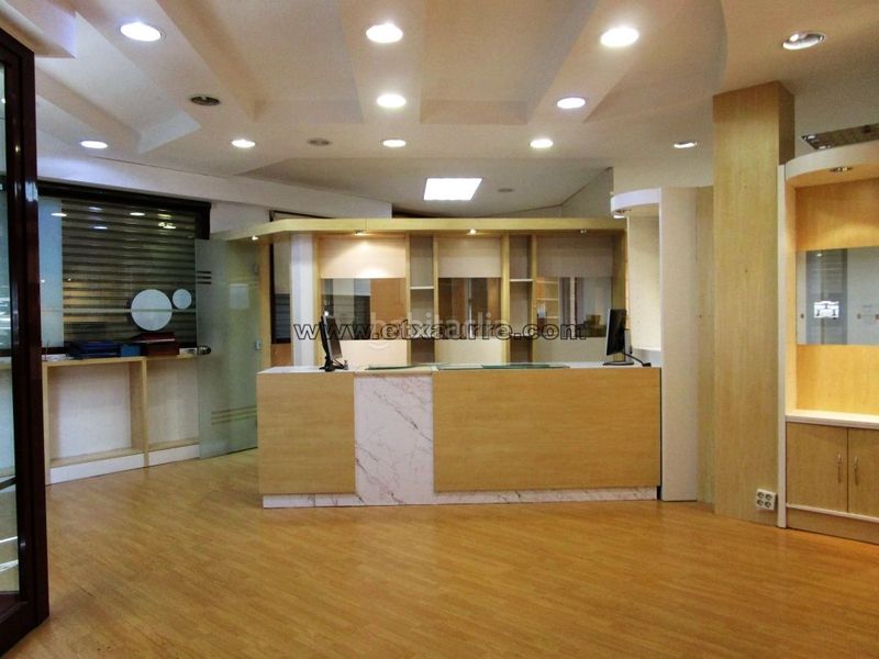 Foto dd66fc28-639a-4b9e-a65c-ee3d6ca71ad0. Local comercial a Orozko