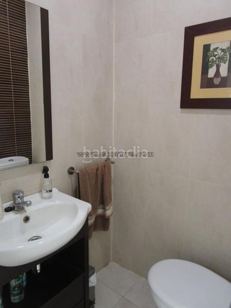 Foto e6b1ab88-10a2-4d3c-bc07-aea30f71aab2. Oficina  centrica en Llodio