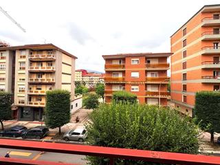 Pis en Llodio. 3 hab centro