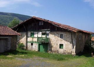 Mas à Zeberio. Caserio a la venta en orozko