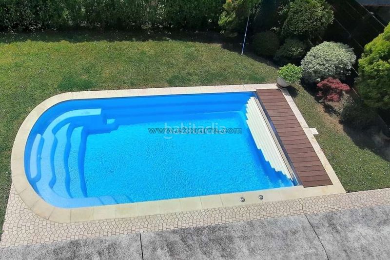 Foto f644a541-ed36-476d-919e-7b641f3470c5. Xalet amb calefacció piscina a Llodio
