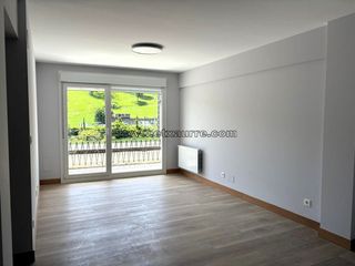 Flat in Llodio. 3 hab