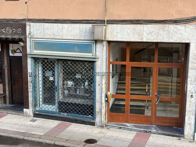Foto 702086bb-78d5-4c6c-861e-b624e37a467d. Local comercial a Llodio