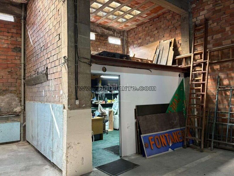 Foto ae307a26-2ab2-4919-b561-04a19ef36fed. Local comercial a Llodio