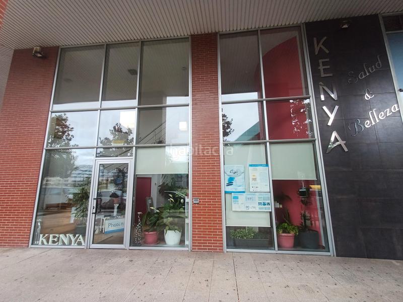 Foto f852e035-7568-4d07-80fe-c2debe60c3e6. Alquiler local comercial en Lakua-Bizkarra Vitoria - Gasteiz