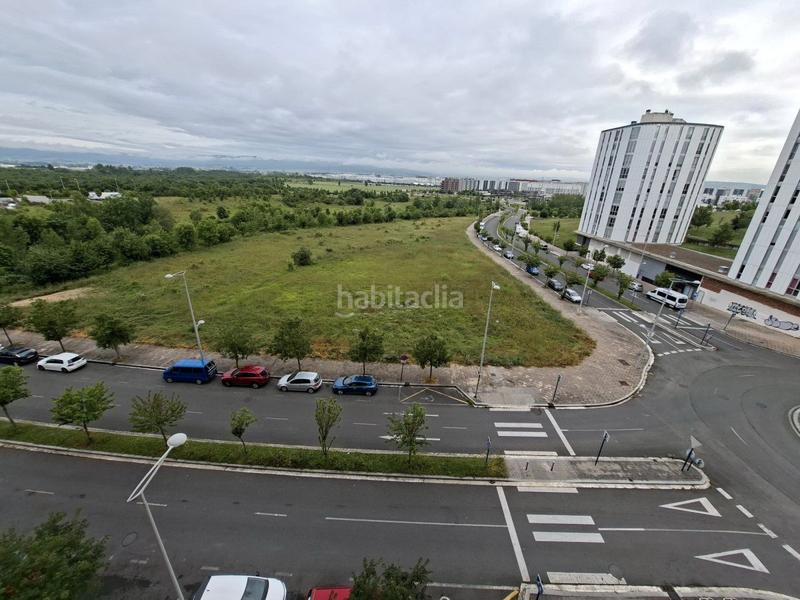 Foto df9b709e-3fe0-4241-b7e7-2f1b71110cf8. Pis amb calefacció aparcament a Zabalgana Vitoria - Gasteiz