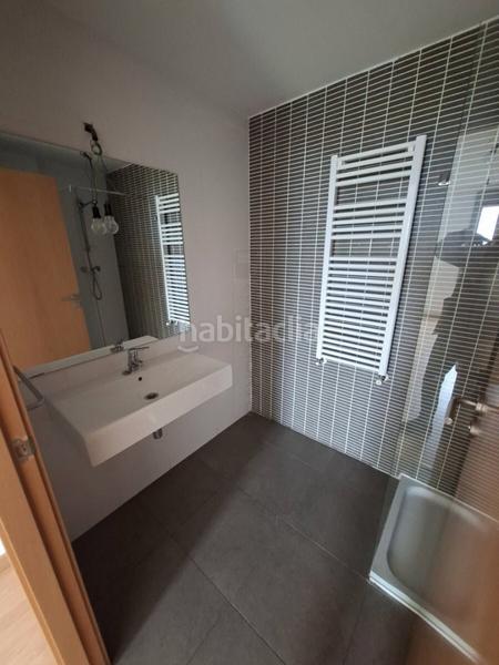 Foto c83aa29f-905a-4ba6-82c6-fde70f5cd6ca. Piso en Zabalgana Vitoria - Gasteiz