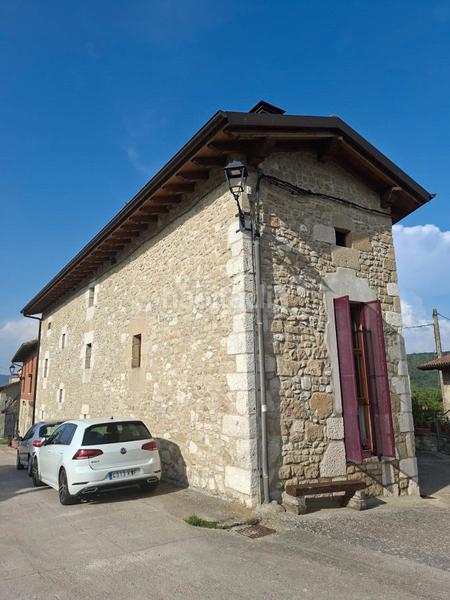 Foto 166c0aab-4090-43eb-be0d-5af7ce5e3b8f. Casa con riscaldamento in Condado de Treviño