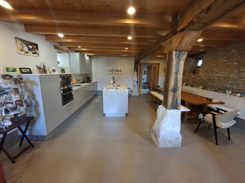 Foto 6952340c-8ac5-448a-9a67-bd36593825ea. Casa con riscaldamento in Condado de Treviño