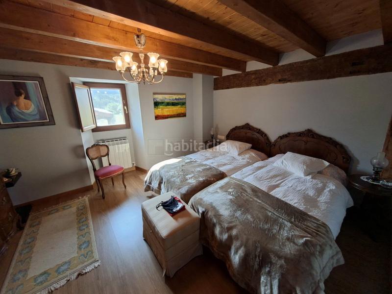 Foto 762245a4-5a39-4217-9e66-9e98b9deb4ae. Casa con riscaldamento in Condado de Treviño