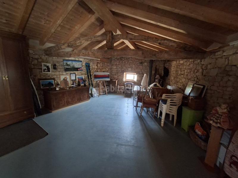 Foto 8e8ae6b6-4a8f-4a03-b915-36f0d051cc01. Casa con riscaldamento in Condado de Treviño