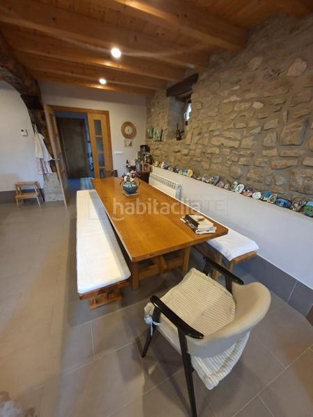 Foto d98ee28a-6ba7-4491-82cf-46ed6079713e. Casa con riscaldamento in Condado de Treviño