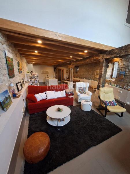 Foto e6bd4e94-23de-485f-ae89-80eeb4dd5fa1. Casa con riscaldamento in Condado de Treviño