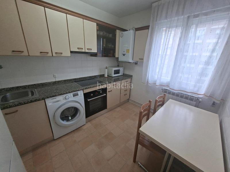 Foto 46e2ca6c-5f7f-4c18-b408-a729a89ce9dd. Piso en Zaramaga Vitoria - Gasteiz