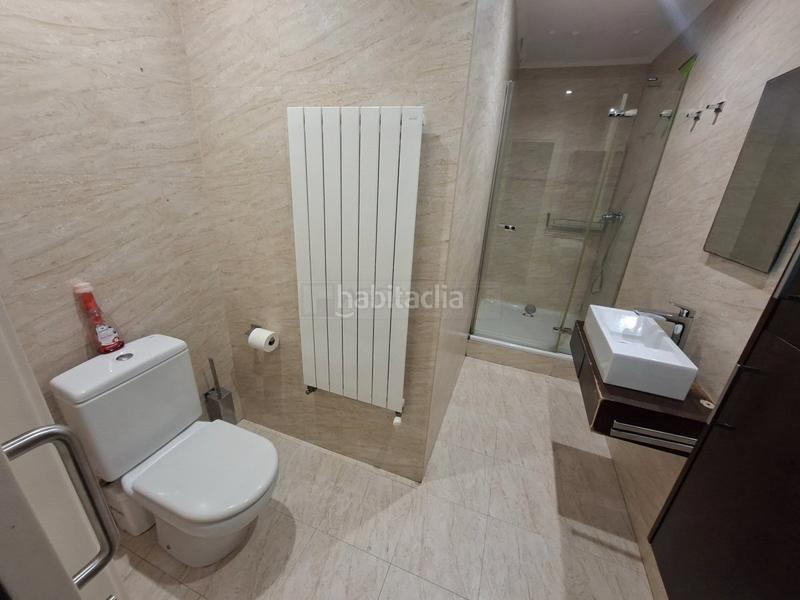 Foto 406a6e22-76f4-4a70-8dbe-31cd156f4d8c. Ático  muy luminoso en el centro en Ensanche Vitoria - Gasteiz