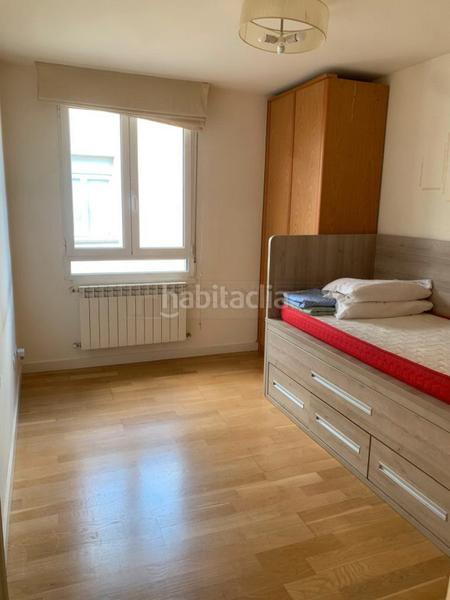 Foto d7a480a3-dd9a-4eca-b04f-18ff2c38414a. Ático  muy luminoso en el centro en Ensanche Vitoria - Gasteiz