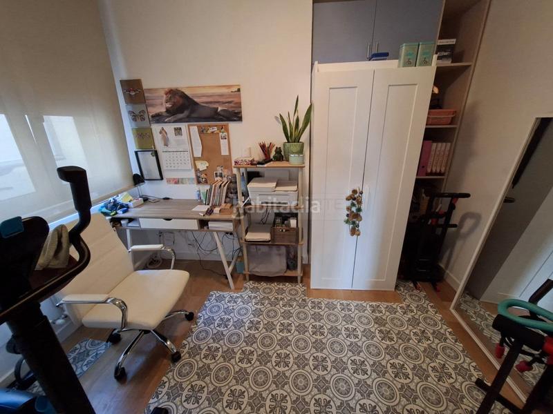 Foto f7fe93b8-7074-4286-8002-f336f5d9f809. Ático  muy luminoso en el centro en Ensanche Vitoria - Gasteiz