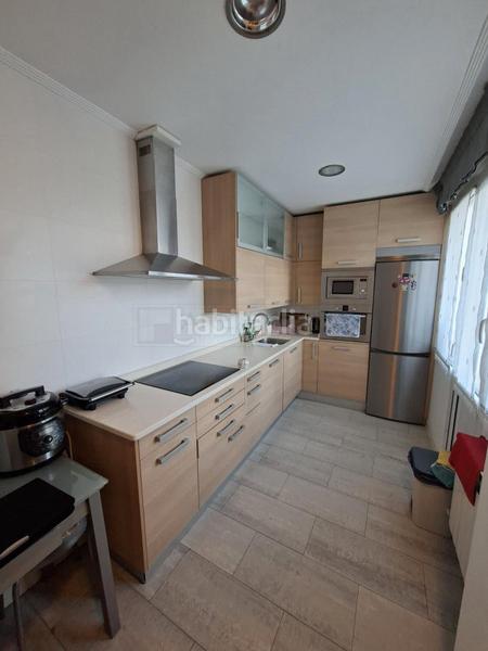 Foto febb0df1-2869-4416-9a7e-f5db0864edfd. Ático  muy luminoso en el centro en Ensanche Vitoria - Gasteiz