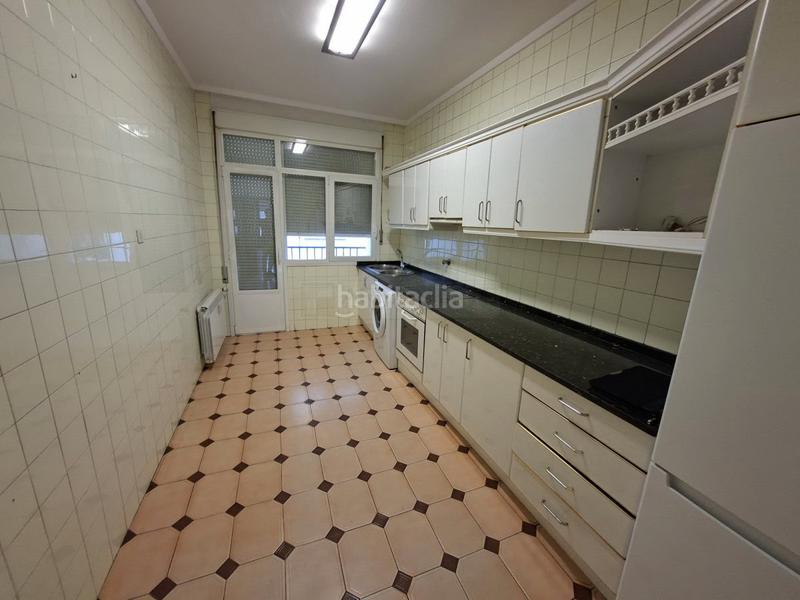 Foto 3502687e-c16e-46af-ade5-231a3ac45d7c. Appartement avec chauffage dans Coronación Vitoria - Gasteiz
