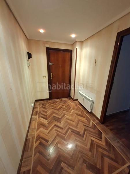 Foto a4dc1b84-9497-4901-bb53-9799b1103b1e. Appartement avec chauffage dans Coronación Vitoria - Gasteiz