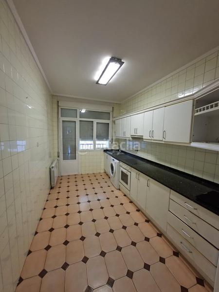 Foto db4ebd0b-5bbf-4b91-b411-8d71ccba8af4. Appartement avec chauffage dans Coronación Vitoria - Gasteiz