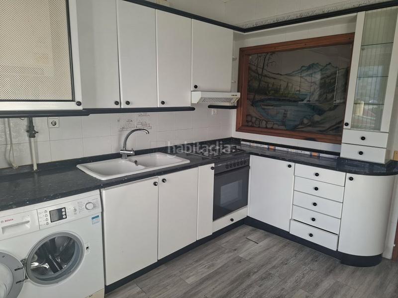 Foto 5b6cf483-fef9-4f23-acf5-2ad2433b39ff. Appartement avec chauffage dans Lovaina Vitoria - Gasteiz