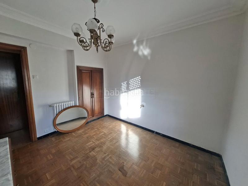Foto c7bf5faf-9ec6-49aa-a655-394d3bd89910. Appartement avec chauffage dans Lovaina Vitoria - Gasteiz