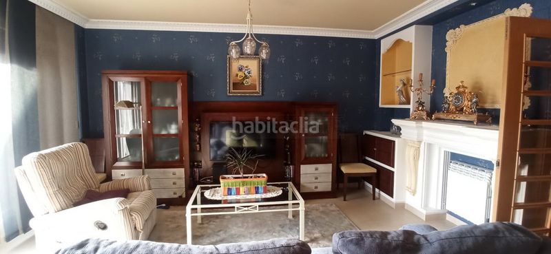 Foto aea88954-db52-4902-afab-e8a27f045437. Casa adossada amb calefacció aparcament piscina a Miranda de Ebro
