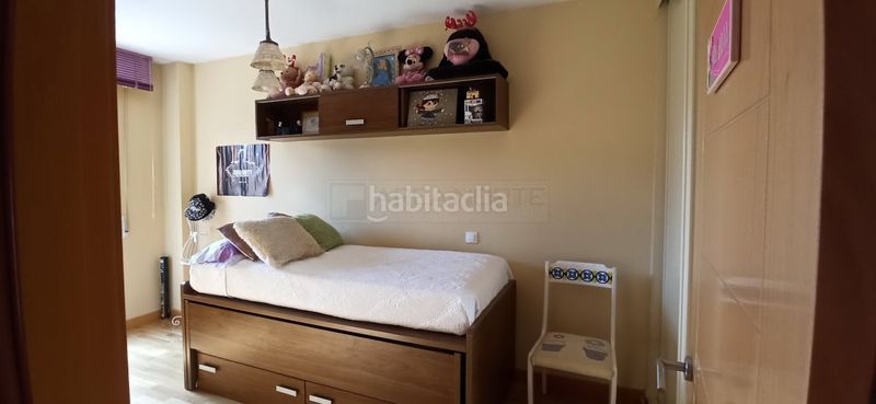 Foto b73d8c49-89fb-48e6-b917-3e2620d99bef. Casa adossada amb calefacció aparcament piscina a Miranda de Ebro