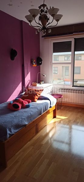 Foto dc3a885d-4878-4a0c-9058-762a1814b834. Casa adossada amb calefacció aparcament piscina a Miranda de Ebro
