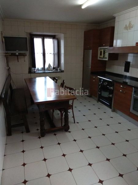 Foto 4015d3d7-ee8c-426d-ba00-32a762badbeb. Haus mit heizung in Zigoitia