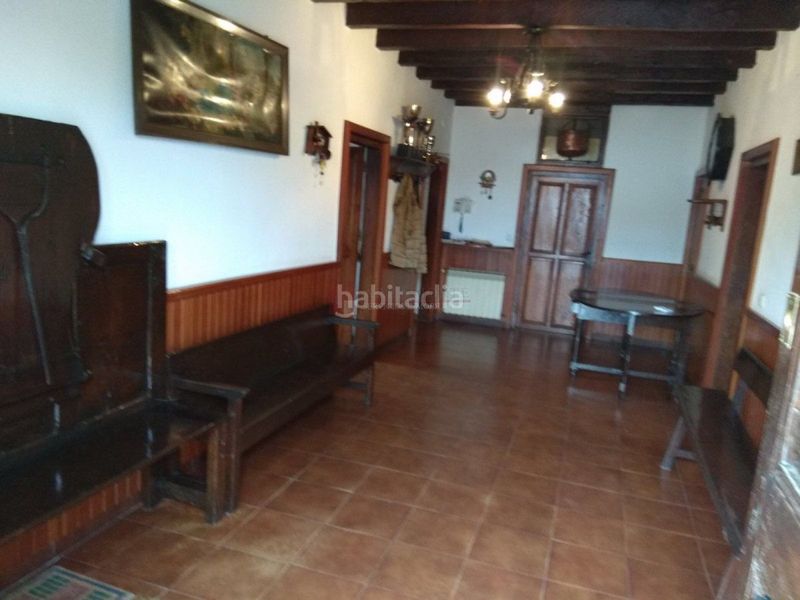 Foto 6aa9a10e-9b17-4480-93d7-a843a691234c. Haus mit heizung in Zigoitia