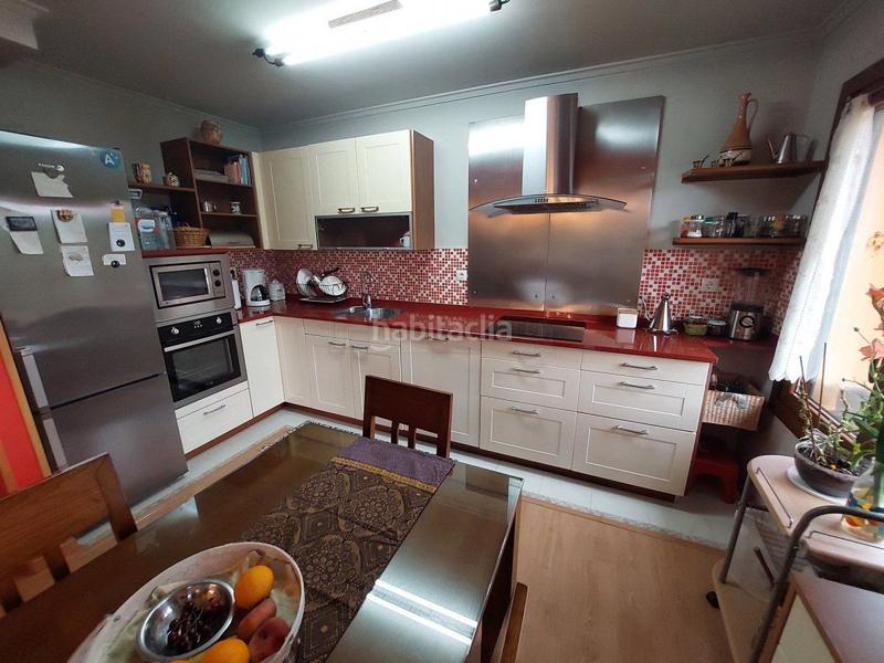 Foto 0877eb9d-9020-400c-8775-5e64905037d3. Casa con riscaldamento parcheggio piscina in Condado de Treviño