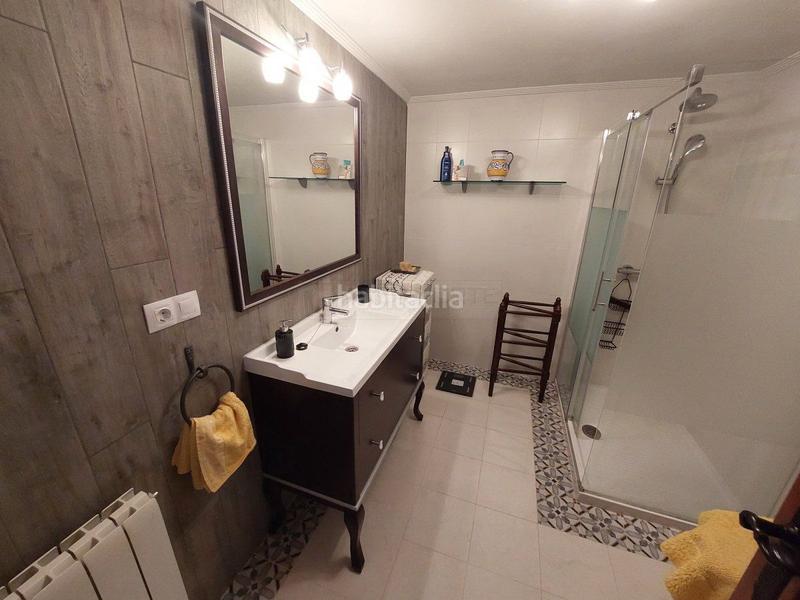 Foto fdddd69b-d643-4c56-a961-a4cf64c61139. Casa con riscaldamento parcheggio piscina in Condado de Treviño