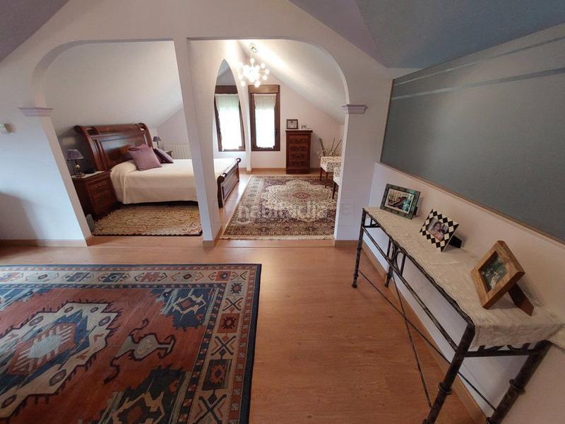 Foto 007b8f7c-69a6-4f83-8101-ad82141bfee1. Haus mit heizung parking pool in Condado de Treviño