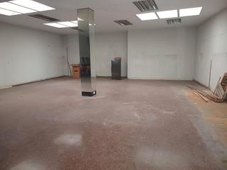 Location Local commercial  Zerkabarren kalea. Local c/ cercas bajas