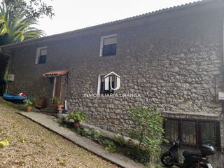 Maison  General. Casona con jardín privado de 1.500 m y vistas a la naturaleza en