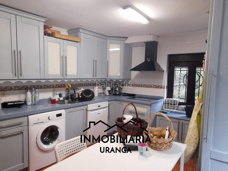 Foto 2075cee5-66ff-4b1a-8708-a880b36f2198. Casa amb calefacció a Mioño-Santullán Castro - Urdiales