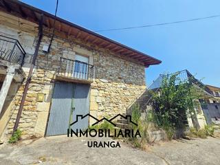 Haus  Nates. Casa pareada con gran potencial para reformar en nates, rodeada