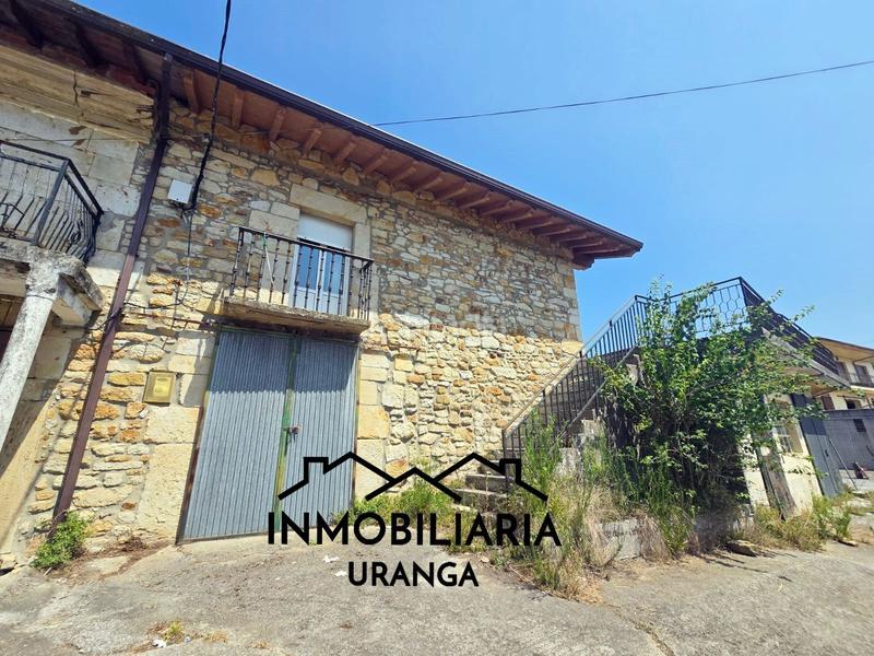 Foto b95f7de7-9247-447a-be08-6ba05c85ca3a. Casa  pareada para reformar en nates, en plena naturaleza en Voto