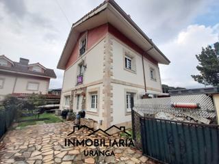 Maison  Rioseco. Casa pareada en guriezo con jardín privado, a minutos de la play